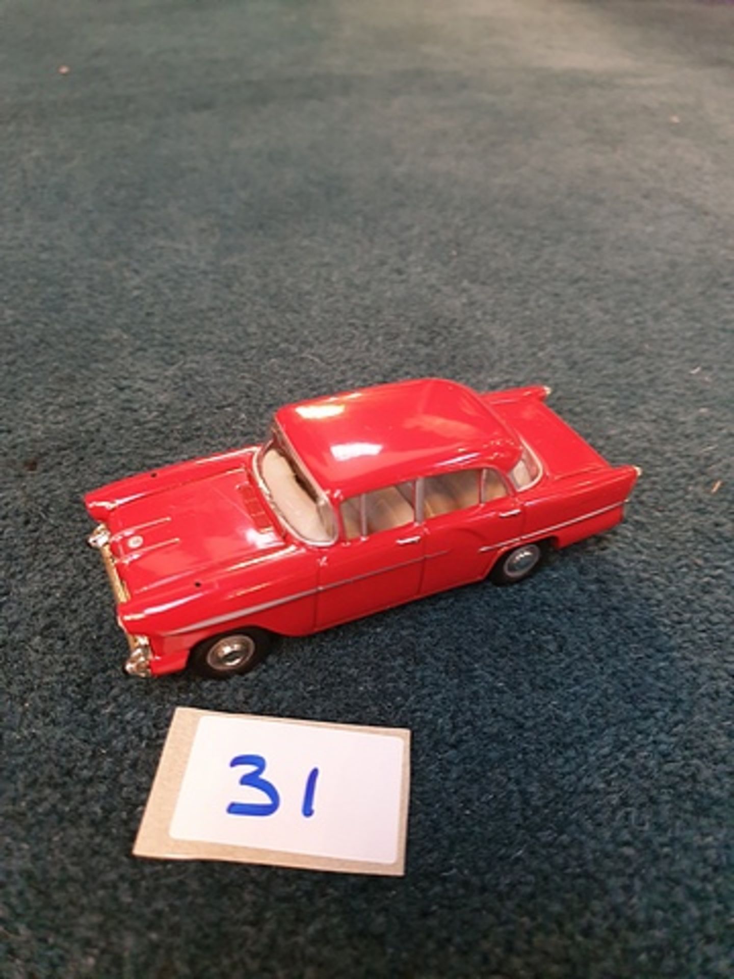 Corgi Vanguards scale 1/43 model VA38000 Vauxhall Victor Gypsy red complete with box - Image 3 of 3