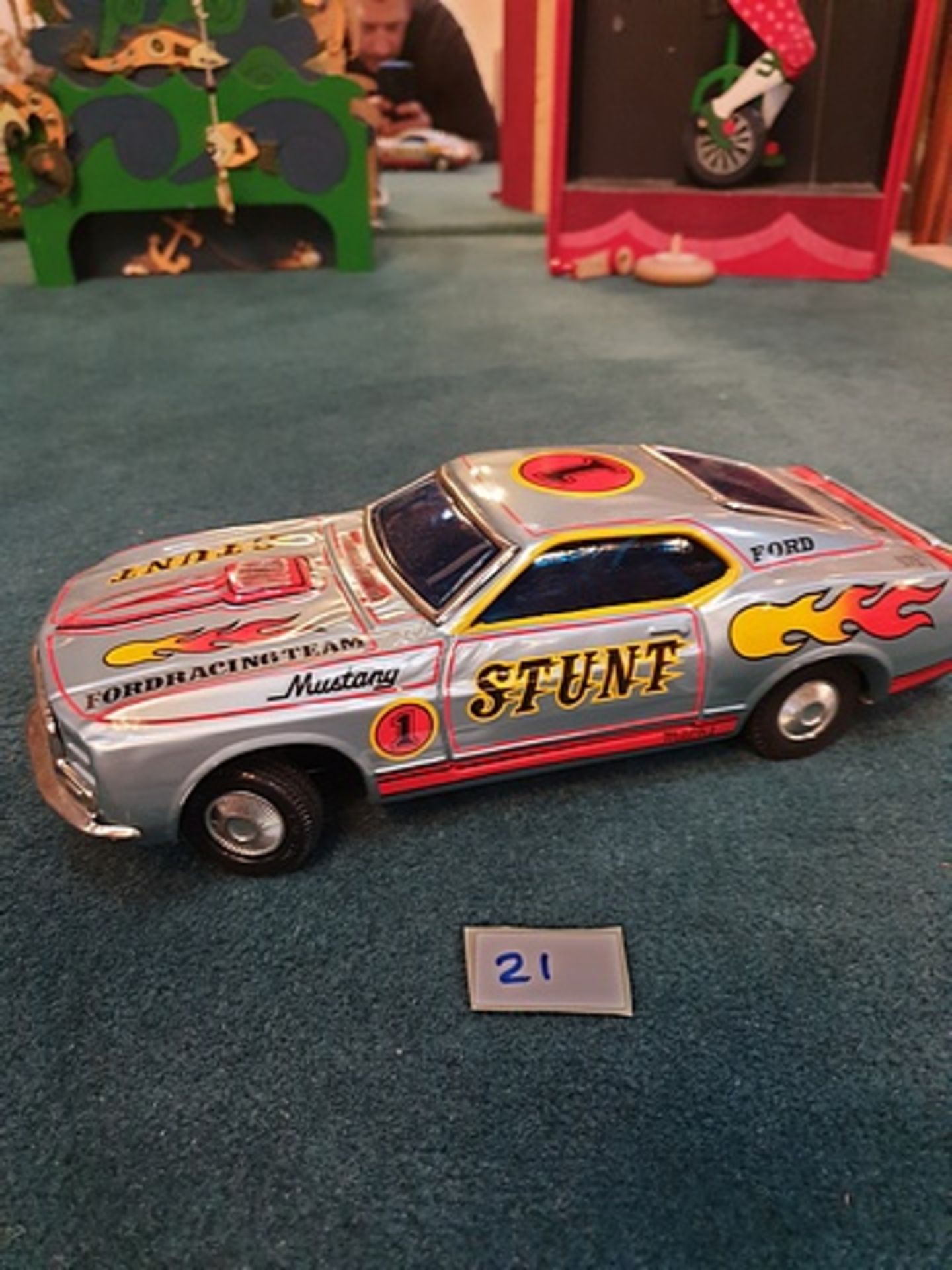 Tokyo Plaything Shokai Co.TPS Japan Tinplate Battery Operated Ford Mustang Champion Stunt Car (Which - Image 4 of 4