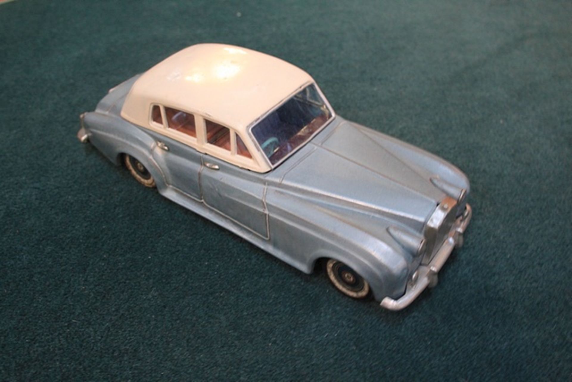 Tin friction powered silver cloud rolls-royce blue with white roof made in japan