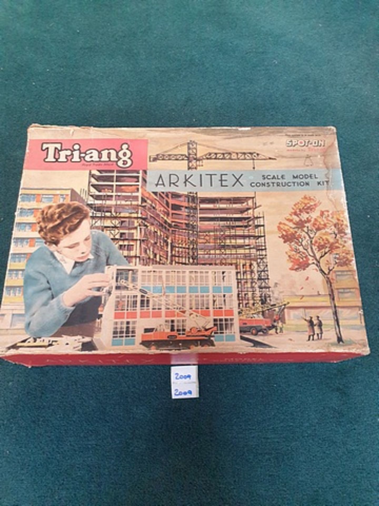 Tri-Ang Spot- On Arkitex Scale Model Construction Kit Set No 2 Scale 1/42