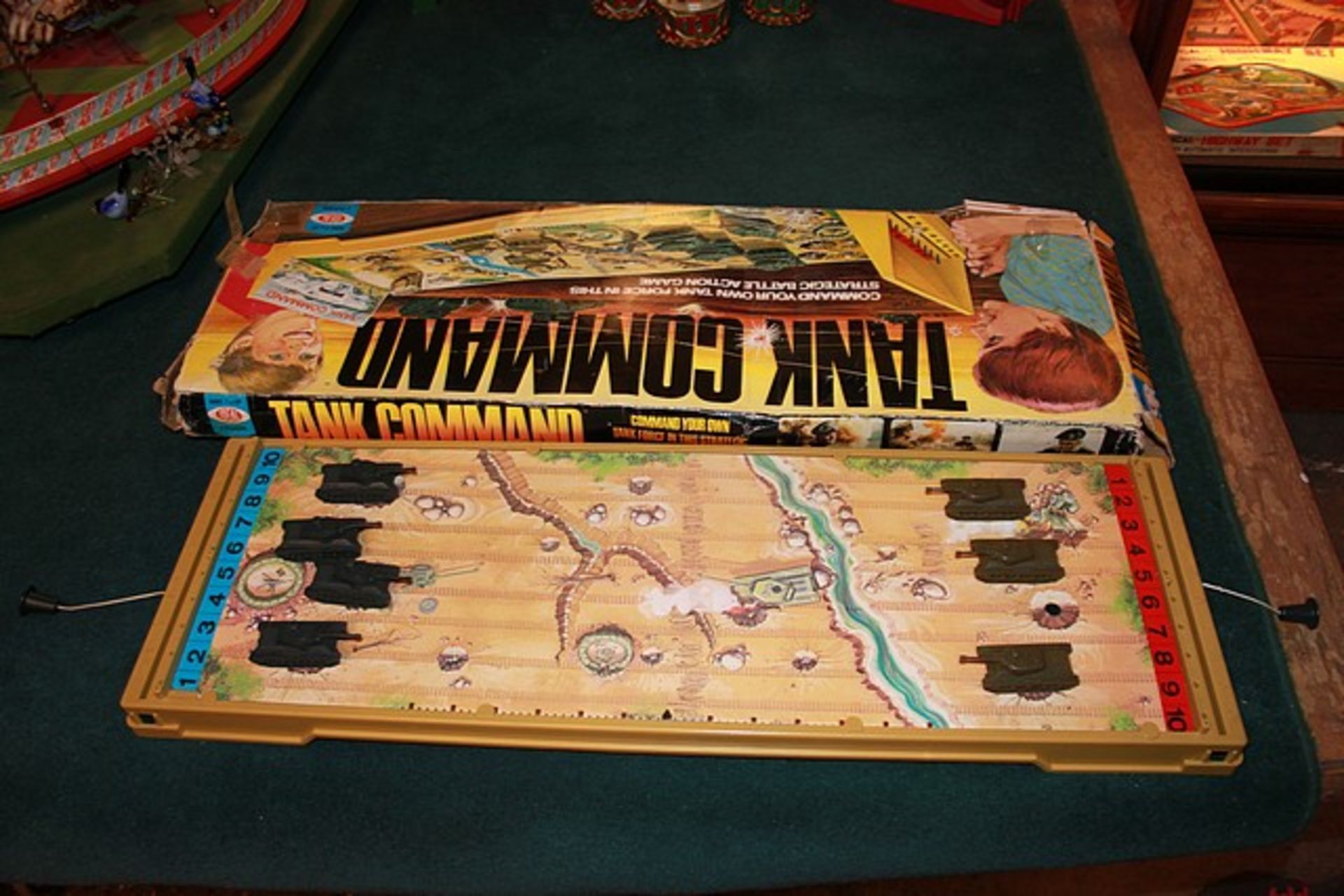 Ideal Strategic Vintage 1975 Tank Commander Battle Complete With Box. Box Is Damaged. - Image 2 of 2