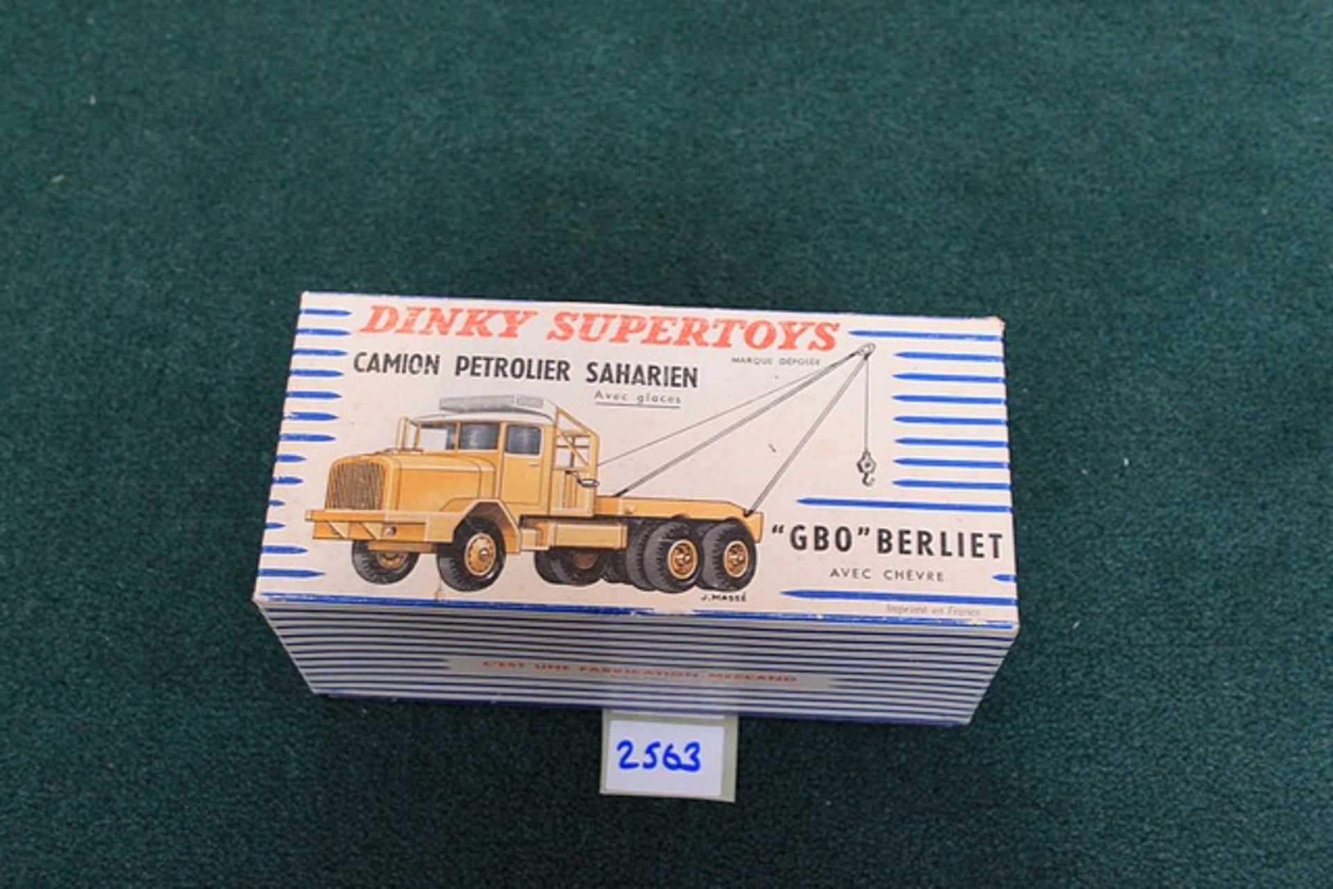 Dinky Supertoys # 888 Diecast Oil Tanker Berliet Gbo Saharien Complete With Box