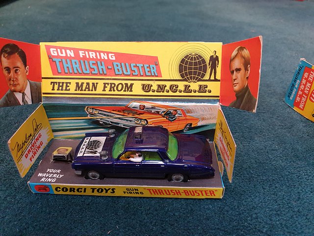 Corgi #497 The Man From Uncle Super 88 Oldsmobile A Gun Firing Thrush Buster In Blue With Yellow - Image 3 of 3