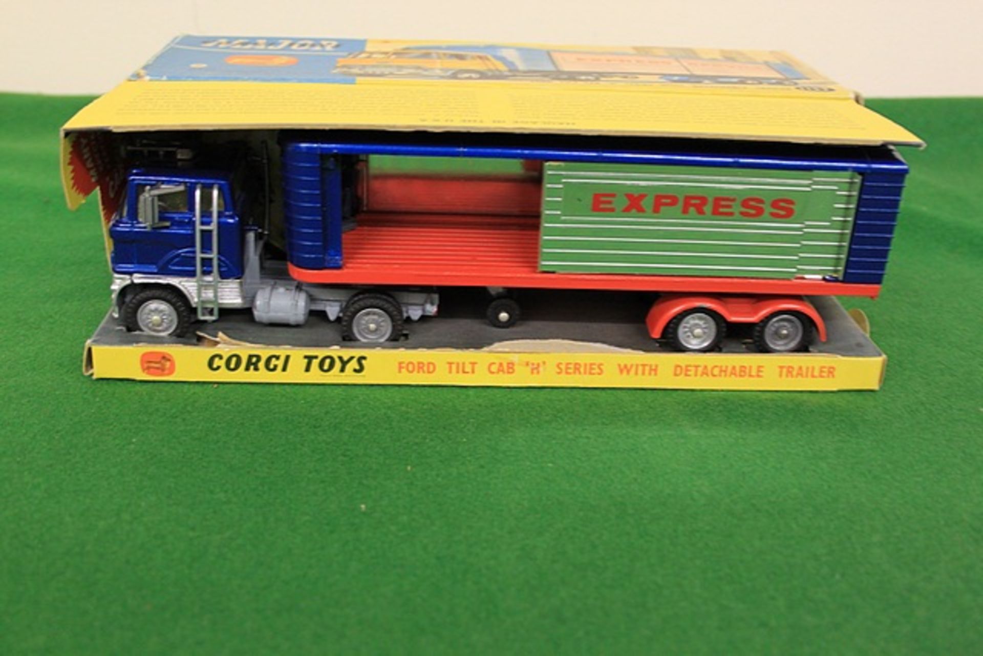 Corgi Major Toys # 1137 Diecast Ford Tilt Cab H-Series With Detachable Trailer Complete With Box - Image 2 of 2