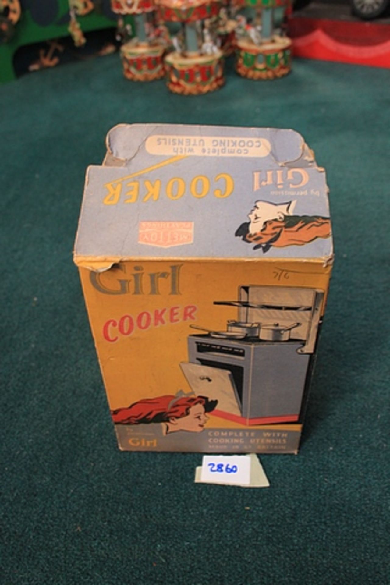 Mettoy By Permission Girl Toy Cooker Complete With Frying Pan. Complete In Box