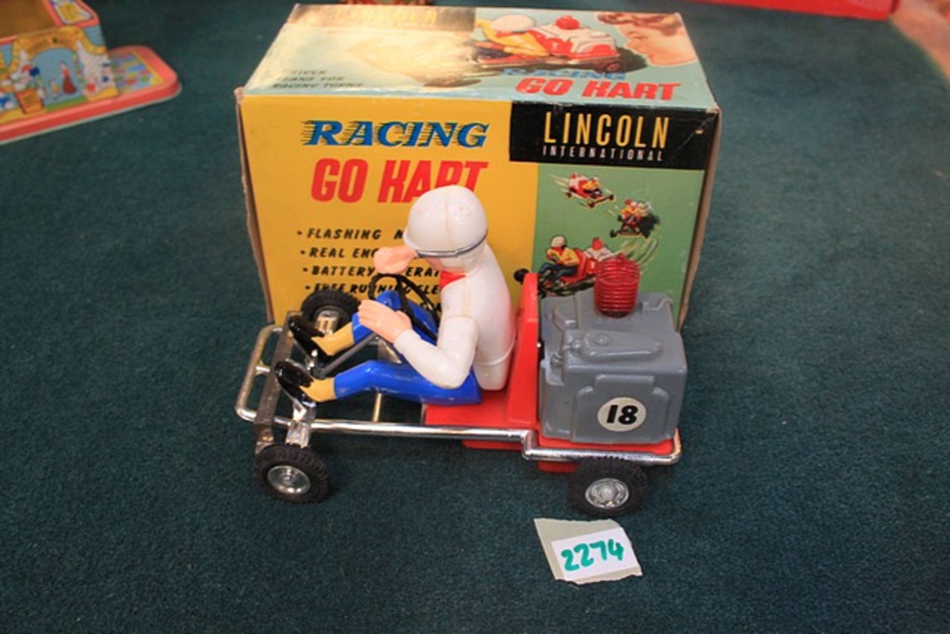 Lincoln International battery operated racing go kart complete with box - Image 2 of 3