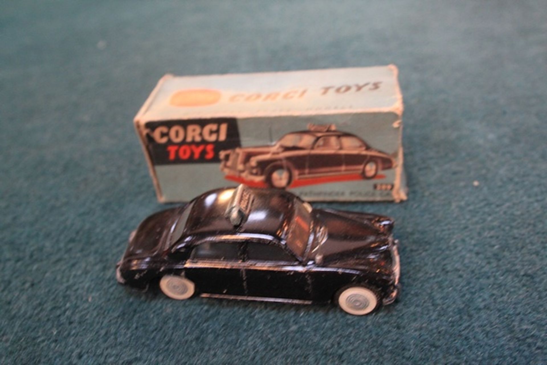 Corgi Toys Diecast model 209 Riley Pathfinder police car complete with box (damage to box)