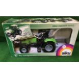 Siku #2955 Deutz-Fahr Agroxtra 6.07 Tractor From The Farmer Series Scale 1/32 1993 Complete With