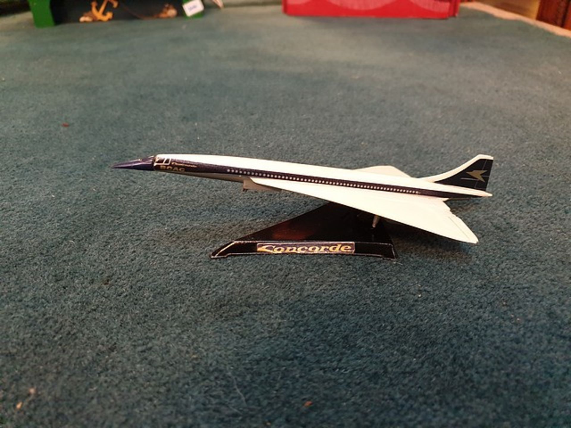 Corgi #650 Diecast Bac-Sud Concorde 650 With BOAC Livery Year 1970 Complete With Box - Image 3 of 3