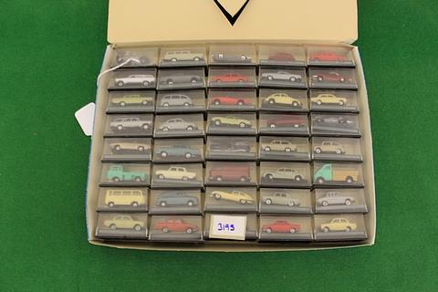 Eko (Spain) Micro Miniatures Plastic Trade Box Of Cars And Vehicles X 40