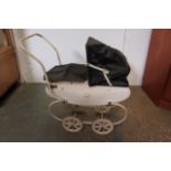 Silver Cross Baby Doll PRAM CARRIAGE Vintage Metal Dolls Pram In White With A Black Leather Hood
