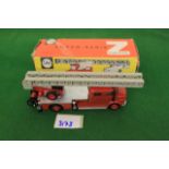 Siku V261 Diecast Mercedes Benz Metz Dl 30 H Fire Truck With Ariel Ladder Complete With Box