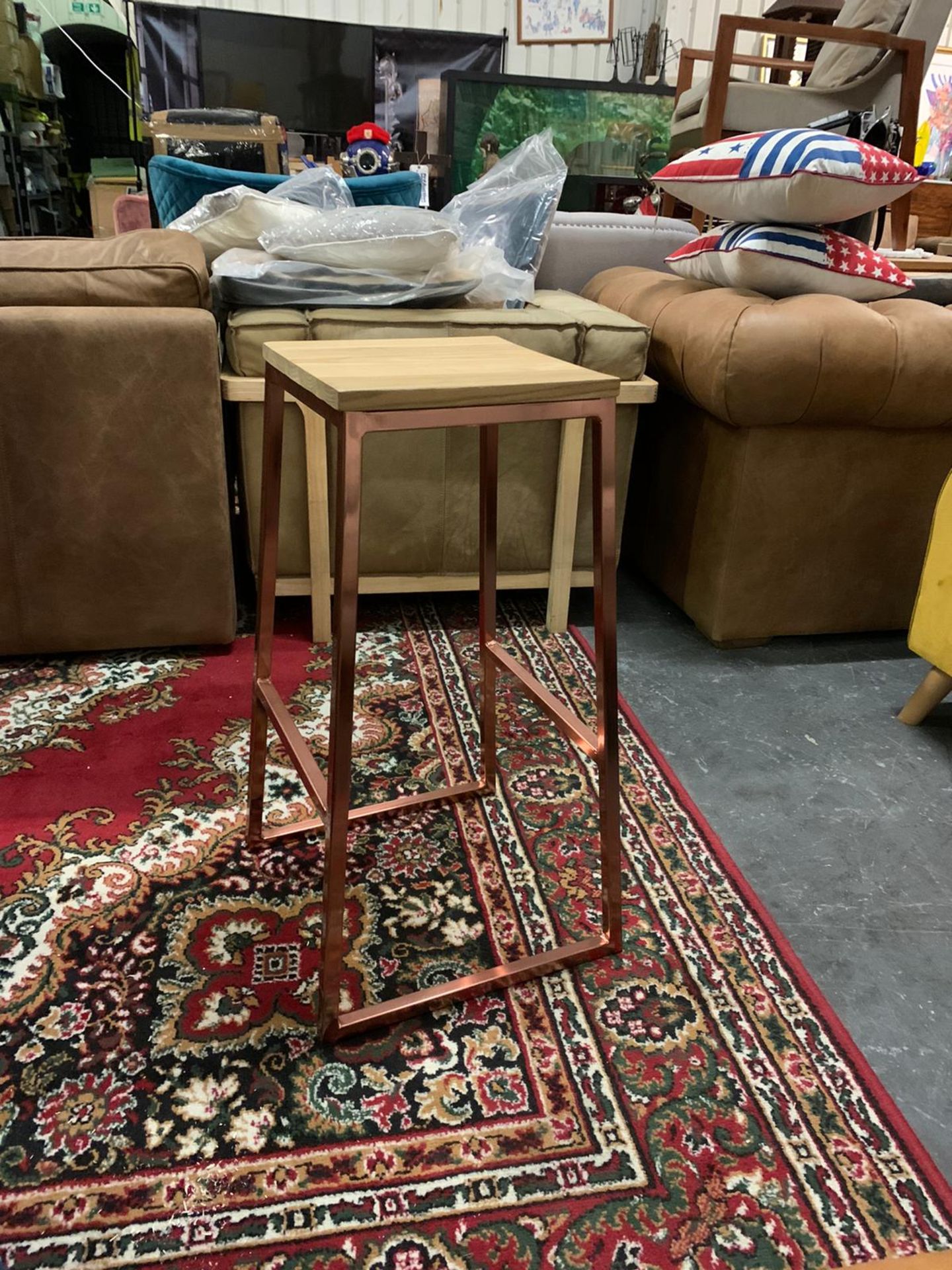 Copper And Elm Barstool The Bar Stool Features 4 Fixed Height Copper Legs And Natural Wooden Seat. - Image 3 of 4