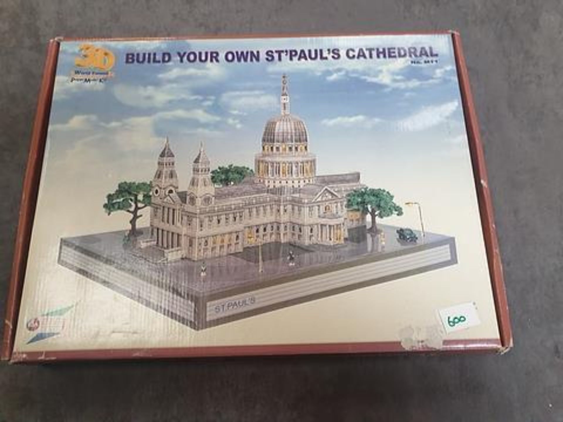 3D World Famous Landmark Paper Model Kit build your own St Paul's Cathedral No M11 complete with box