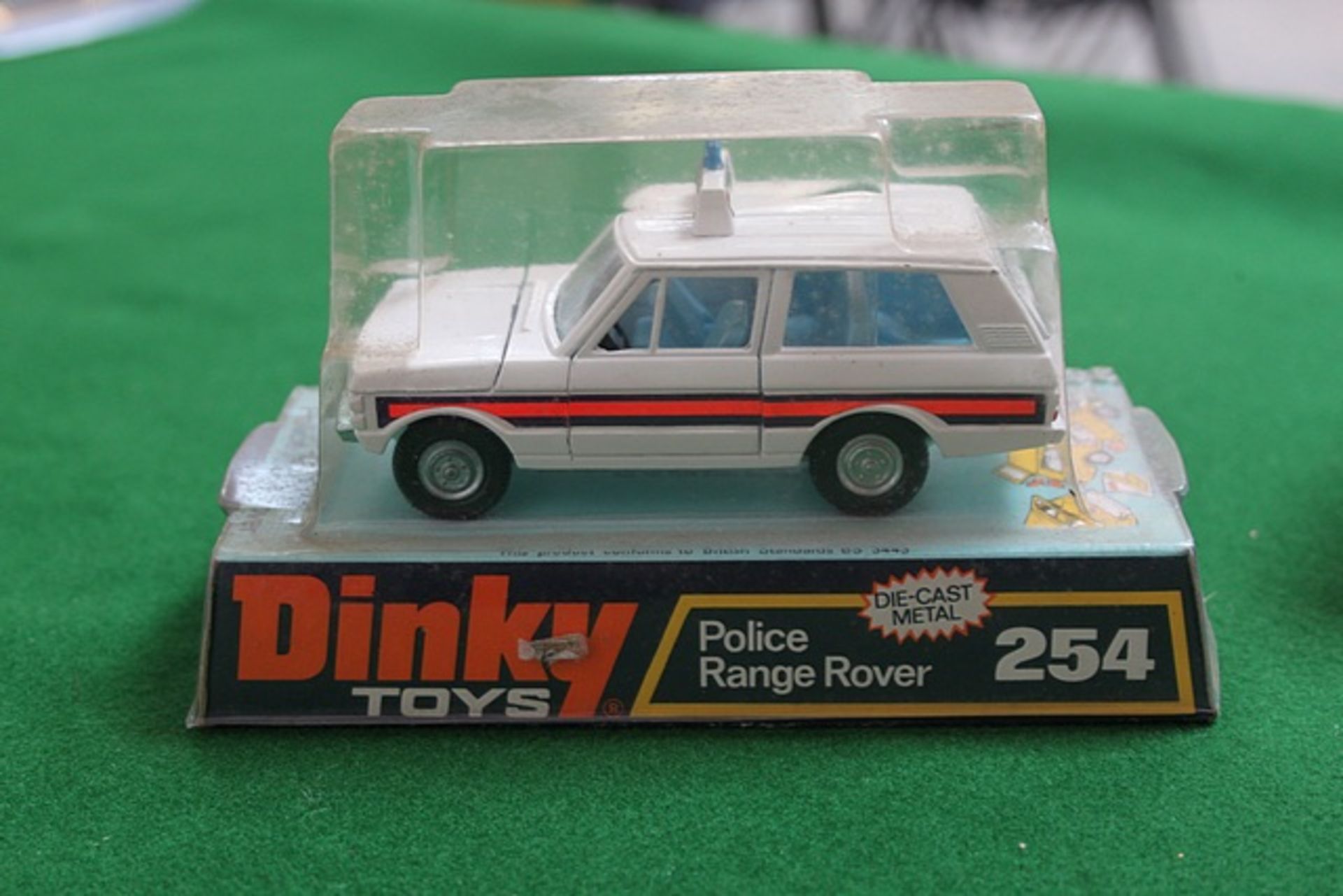 Dinky Toys Diecast #254 Police Range Rover Complete In Original Packaging