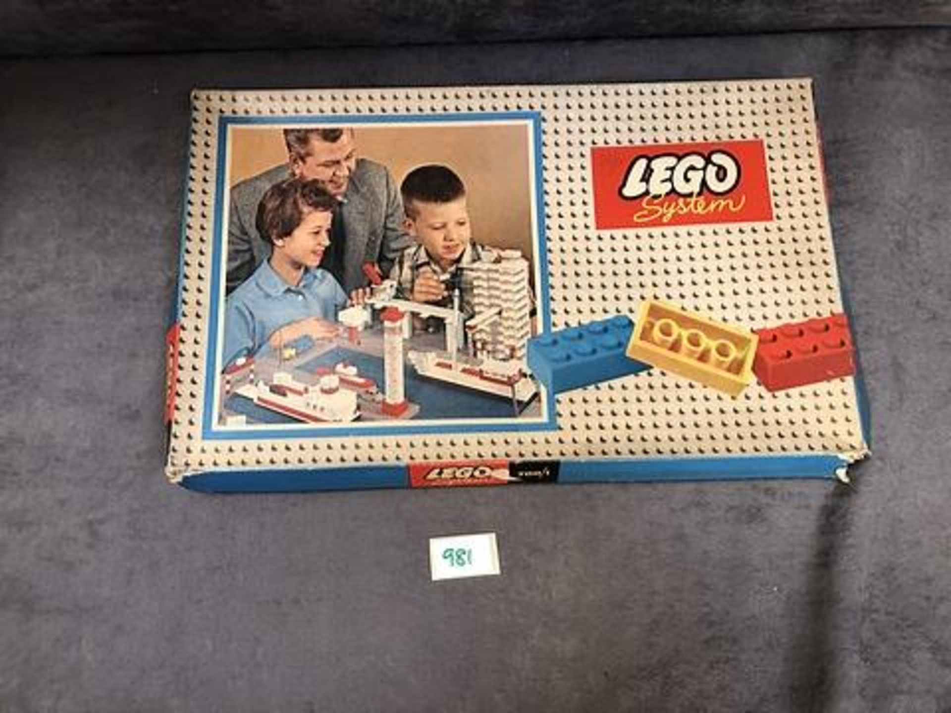Lego Systems 700/1 The First Basic LEGO Sets Produced From 1960-65 Complete With Box