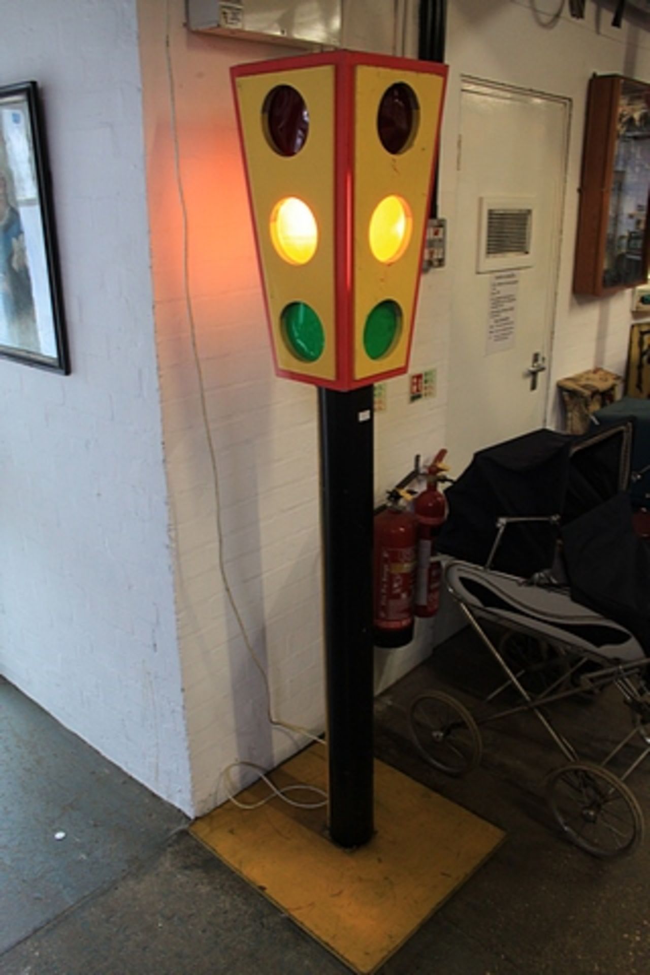 A Unique Hand Built 240v Traffic Light Post In Full Working Order 1900mm High - Image 4 of 4