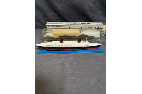 Dinky Toys Paquebot France réf. 870 (1962-1971) made in France - France