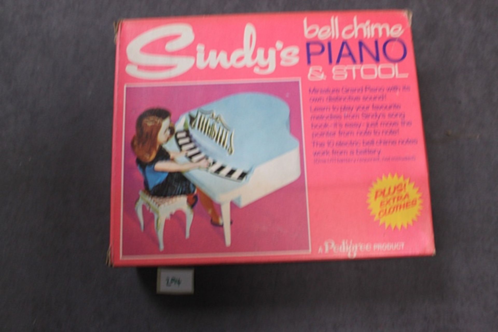 Pedigree Sindy's #12SA17 Bell Chime Piano & Stool Complete With Box