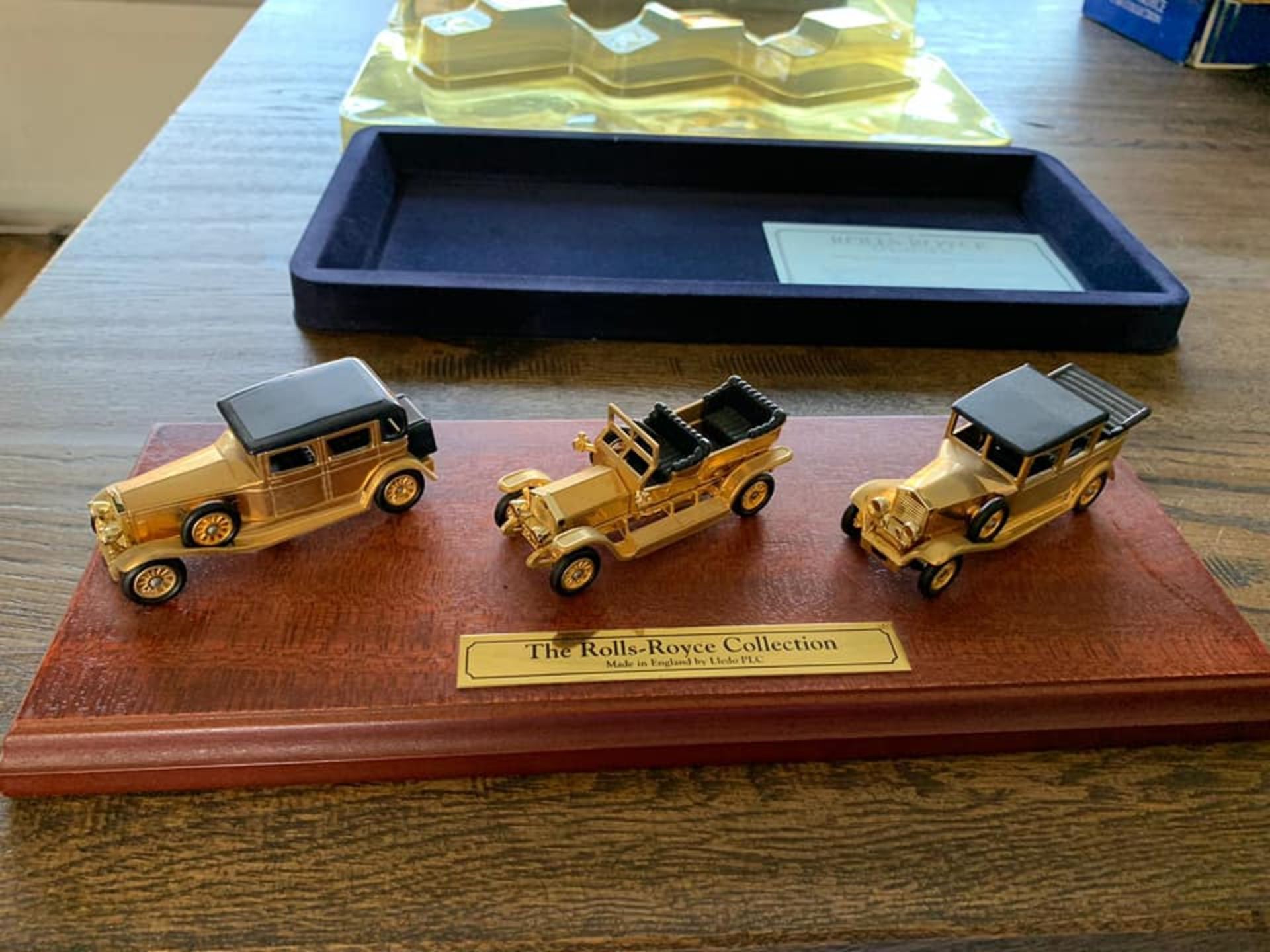 Lledo Rolls Royce Limited Edition 24k Gold Plated 3 Car Set with box - Image 2 of 3