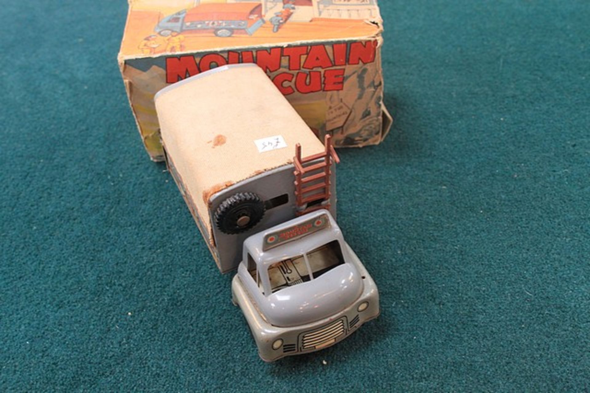 Welsotoys (Wells-Brimtoy) model 9/620 Mountain Rescue Truck Complete With Box (Box Is Damaged) - Image 3 of 3