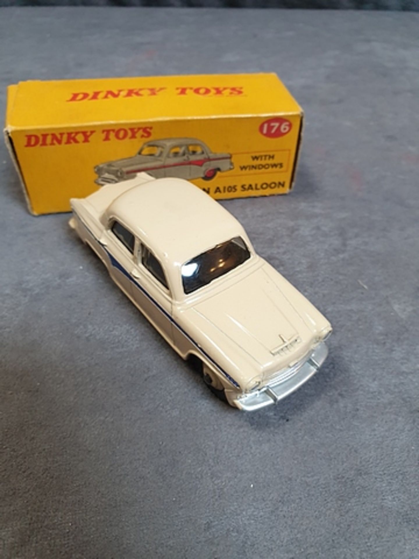 Dinky Diecast Toys #176 Austin A105 Saloonmodel in a mint condition in a crisp Box - Image 2 of 2