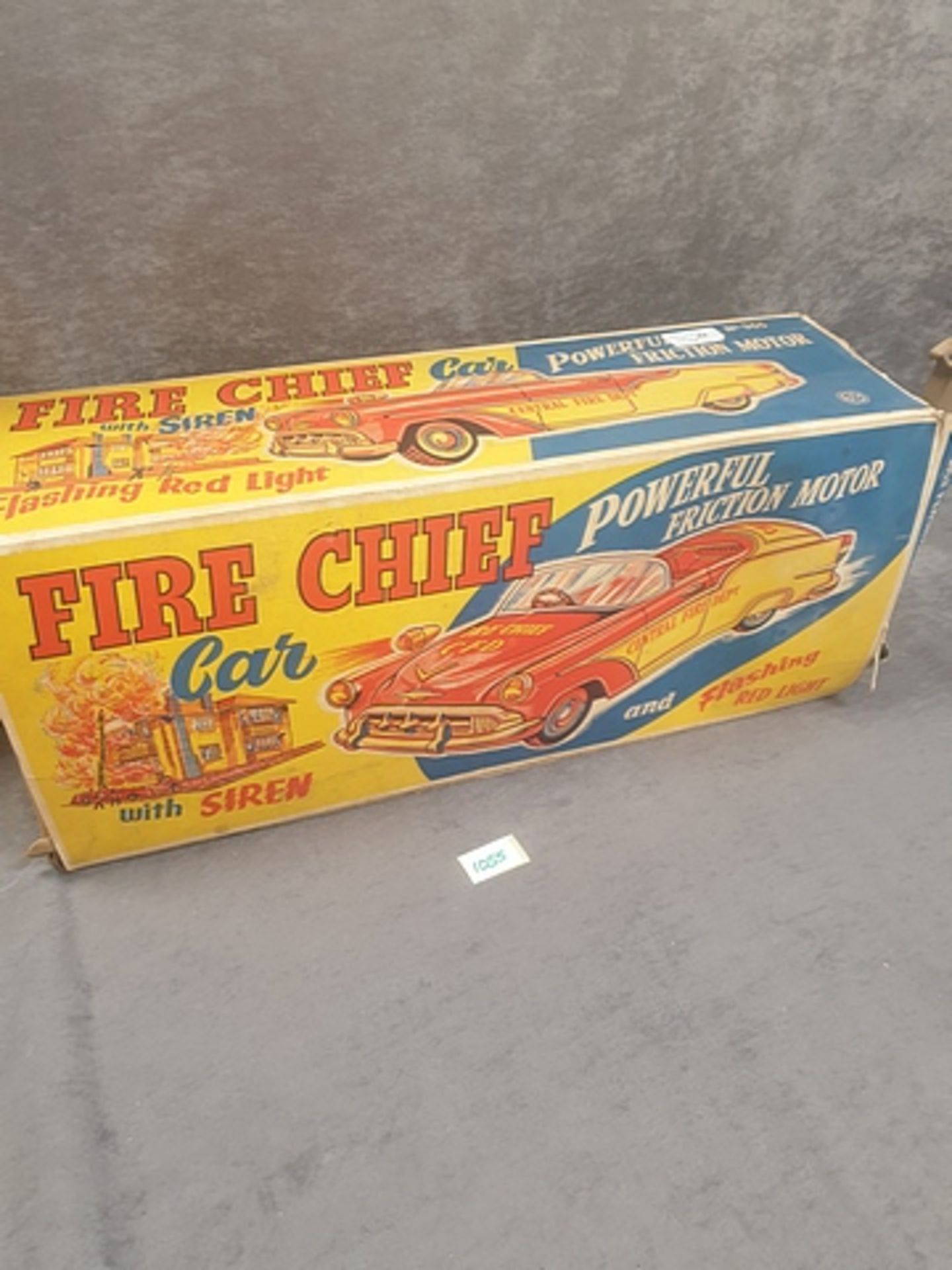 Marx Toys #965 Battery Operated Fire Chief Car With Siren, A Powerful Friction Motor And Flashing - Image 2 of 2