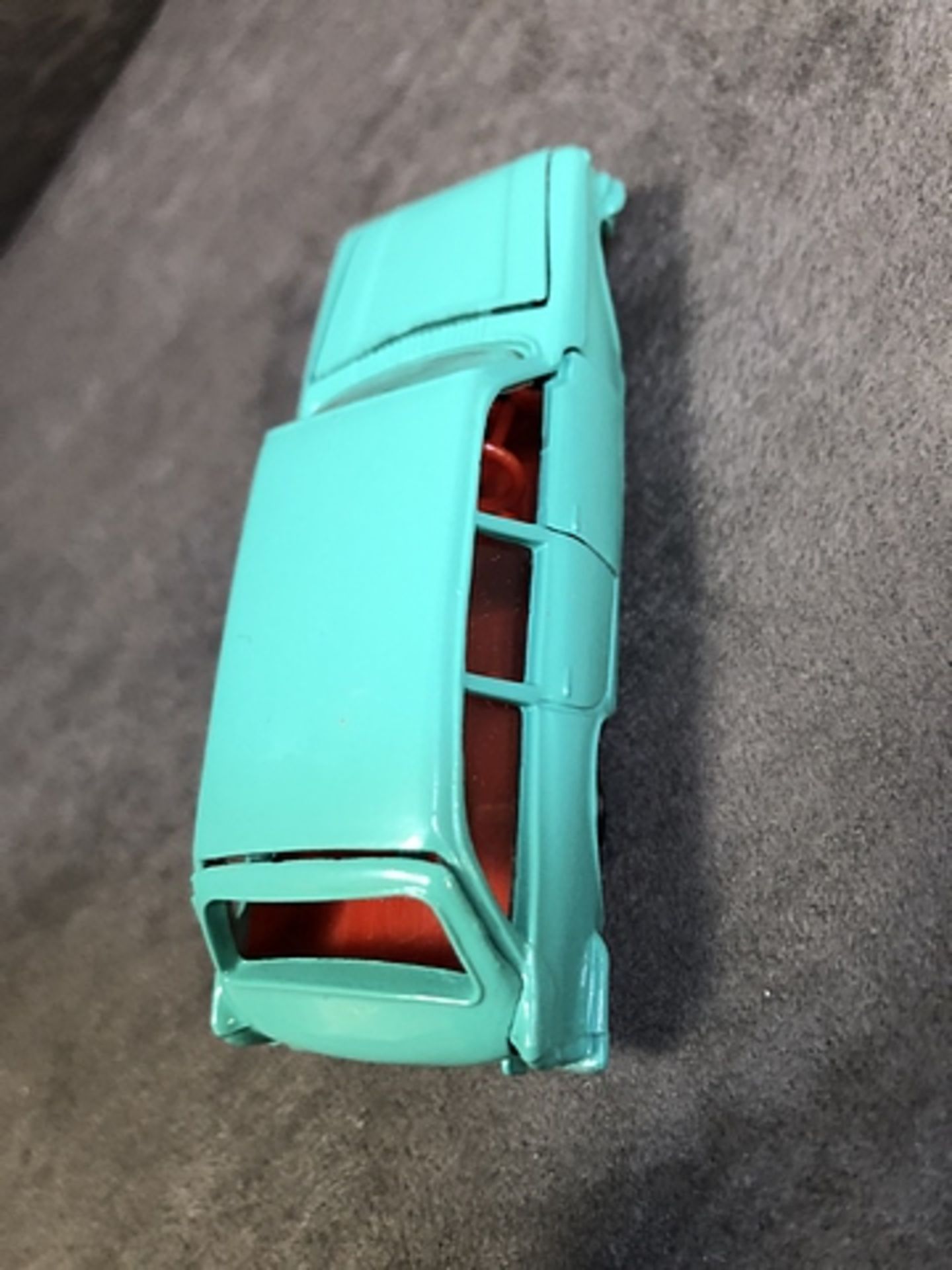 Lone Star Impy Roadstar #14 Ford (GB) Zodiac Mk III Estate Turquoise With Red Interior Complete With