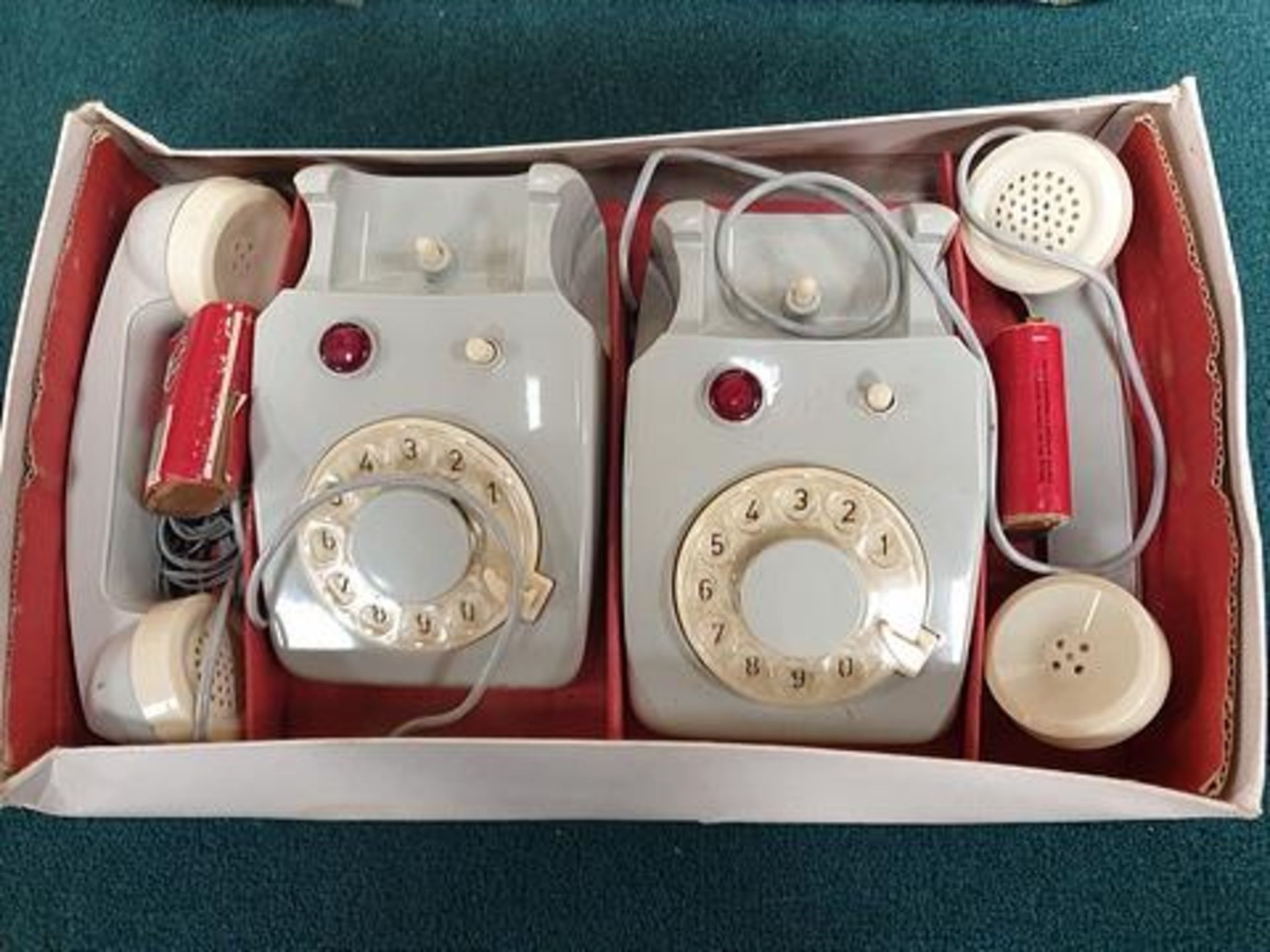 VLPA (Italy) Battery Operated Telephone Set Made In Italy Complete With Box (Box Is Damaged)