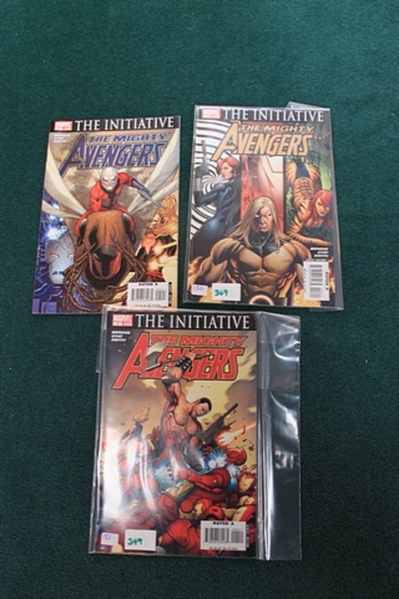 3 x Issues Marvel The Mighty Avengers Issues 3,,4 and 5