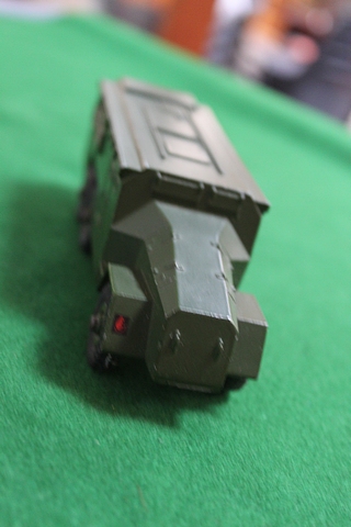 Dinky Toys Diecast #677 Armoured Command Vehicle Complete With Box (Box Is Damaged) - Image 3 of 3