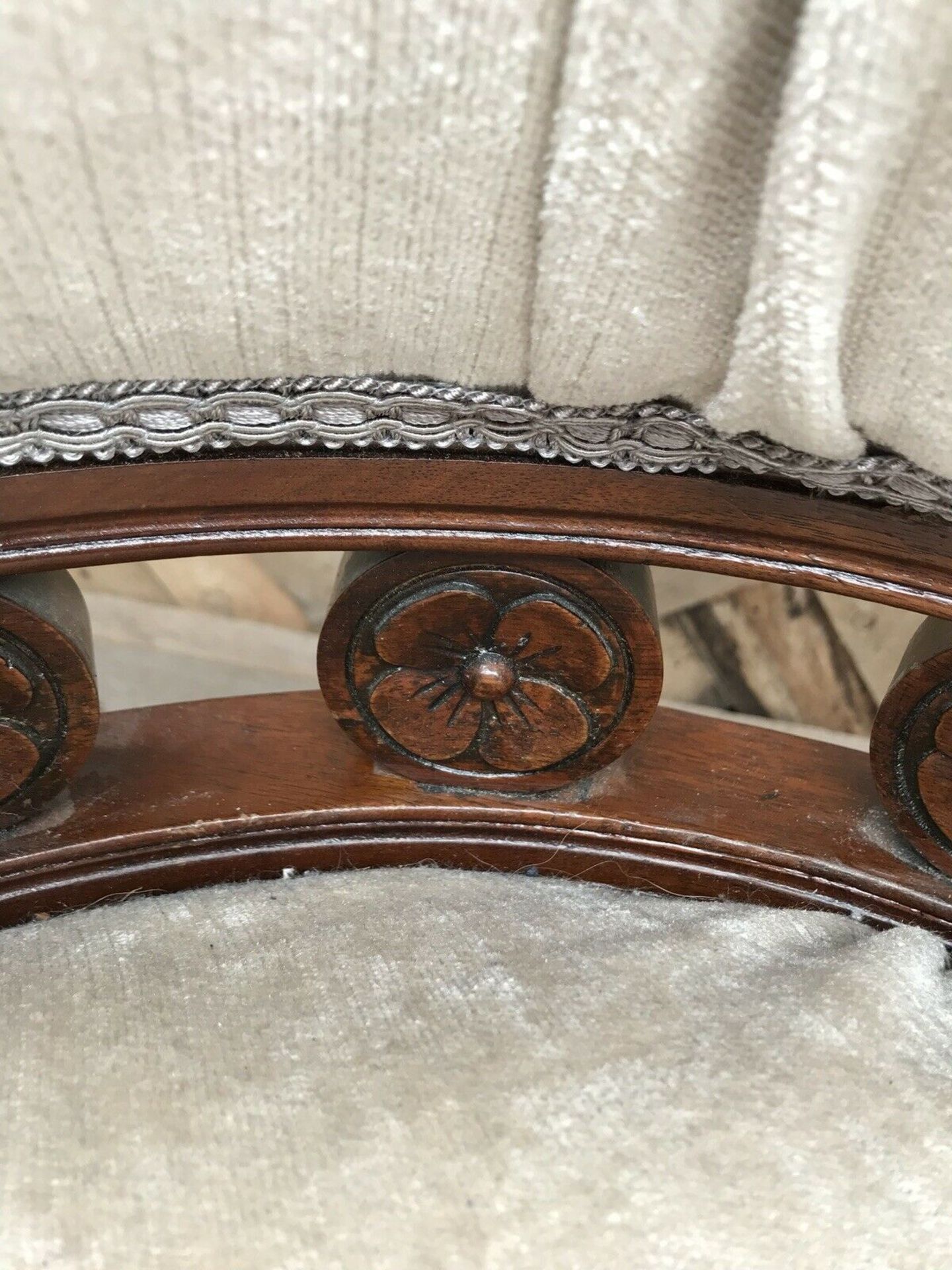 Victorian Sofa - Image 9 of 9