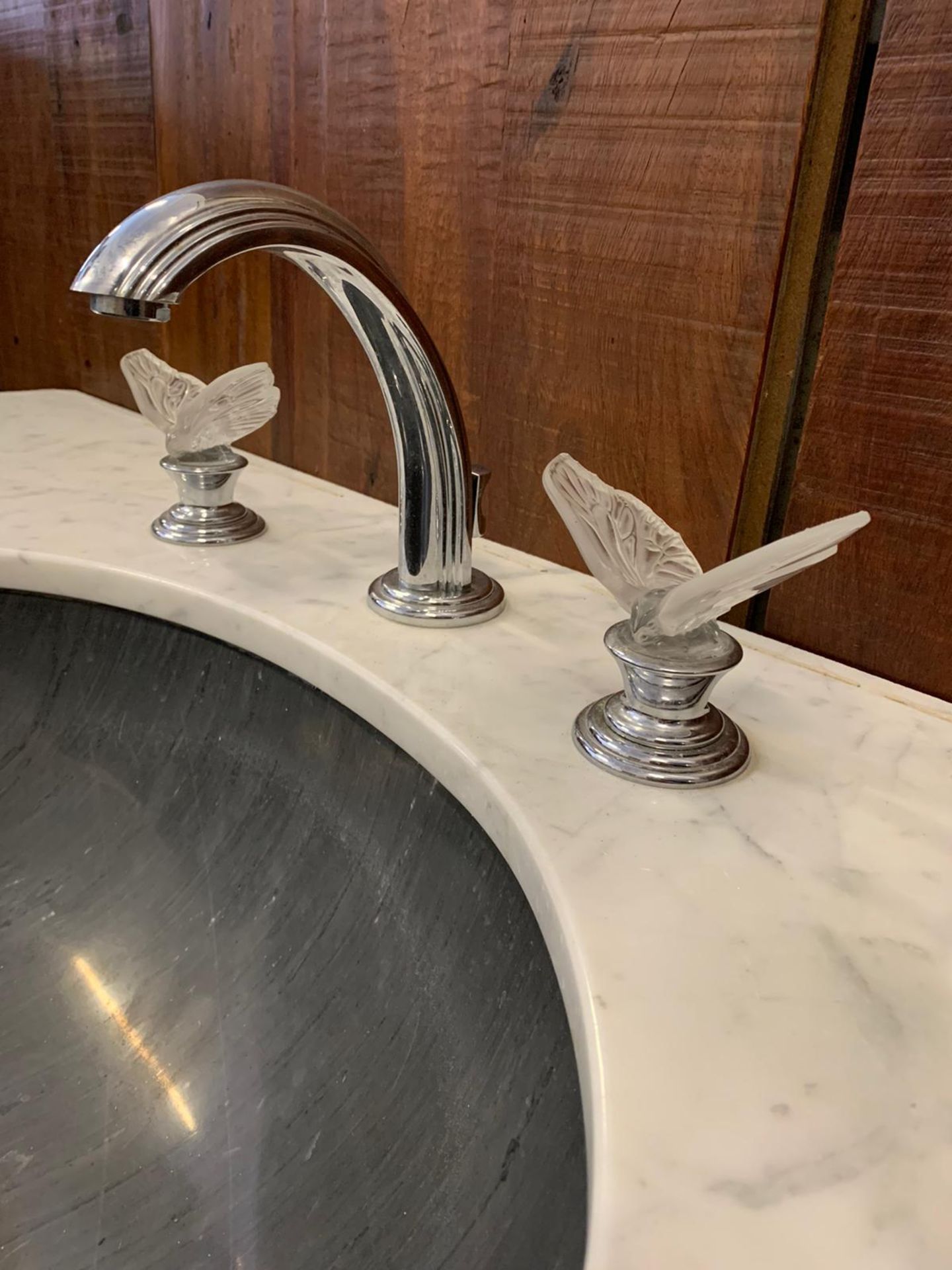 Designer Bespoke And Handcrafted Bathroom Vanity Units And Sink With Lalique Crystal Faucets By - Image 5 of 9