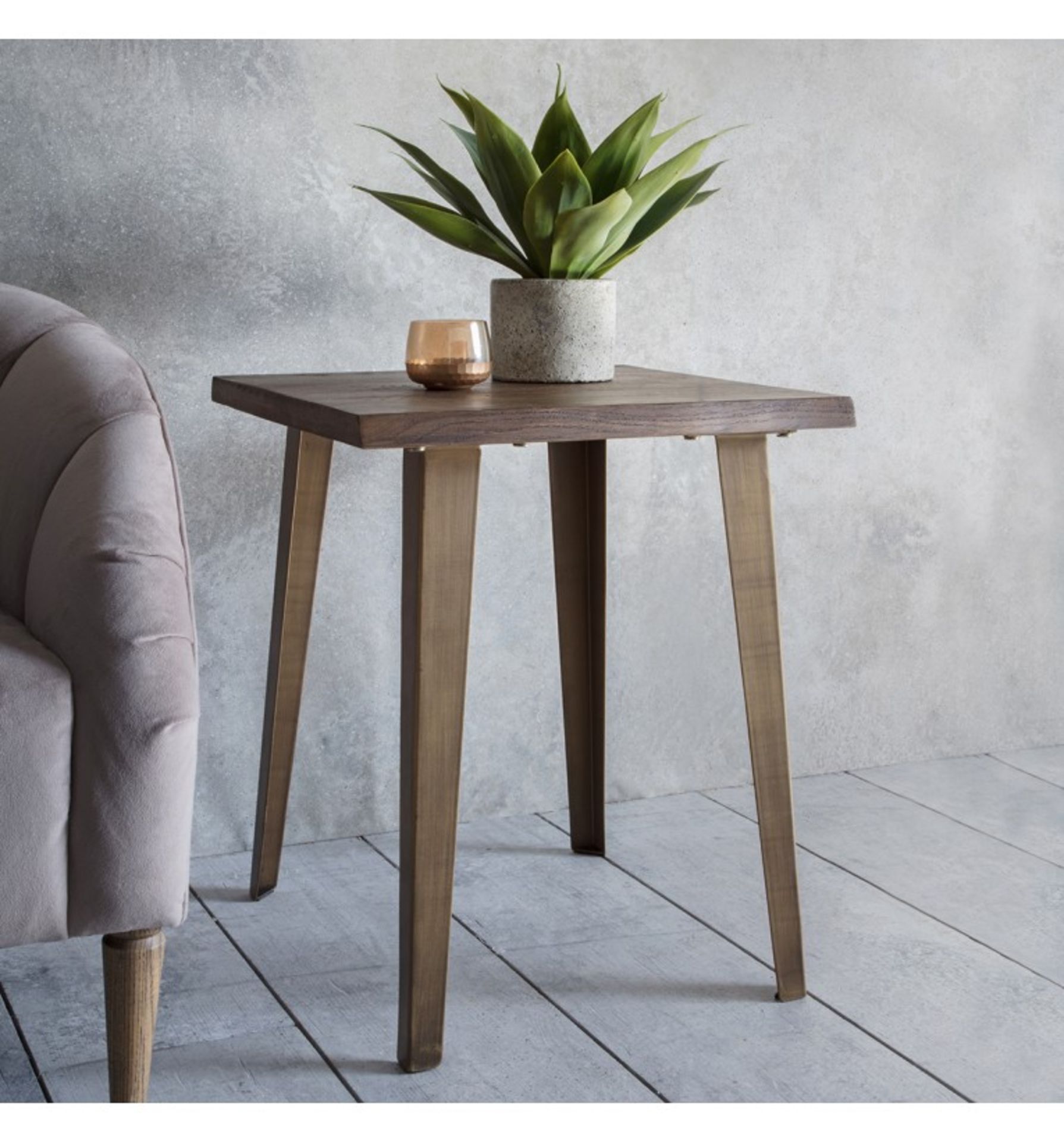 Foundry Side Table Oak Elegant, and sturdy the Foundry combines the beauty of natural materials with