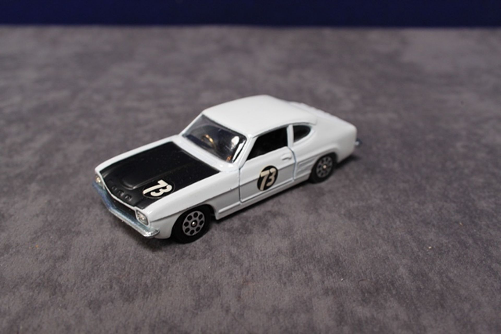 Corgi Whizzwheels Diecast 303 Roger Clark's 3 Litre V6 Ford Capri Number With Very Good Box - Image 4 of 4