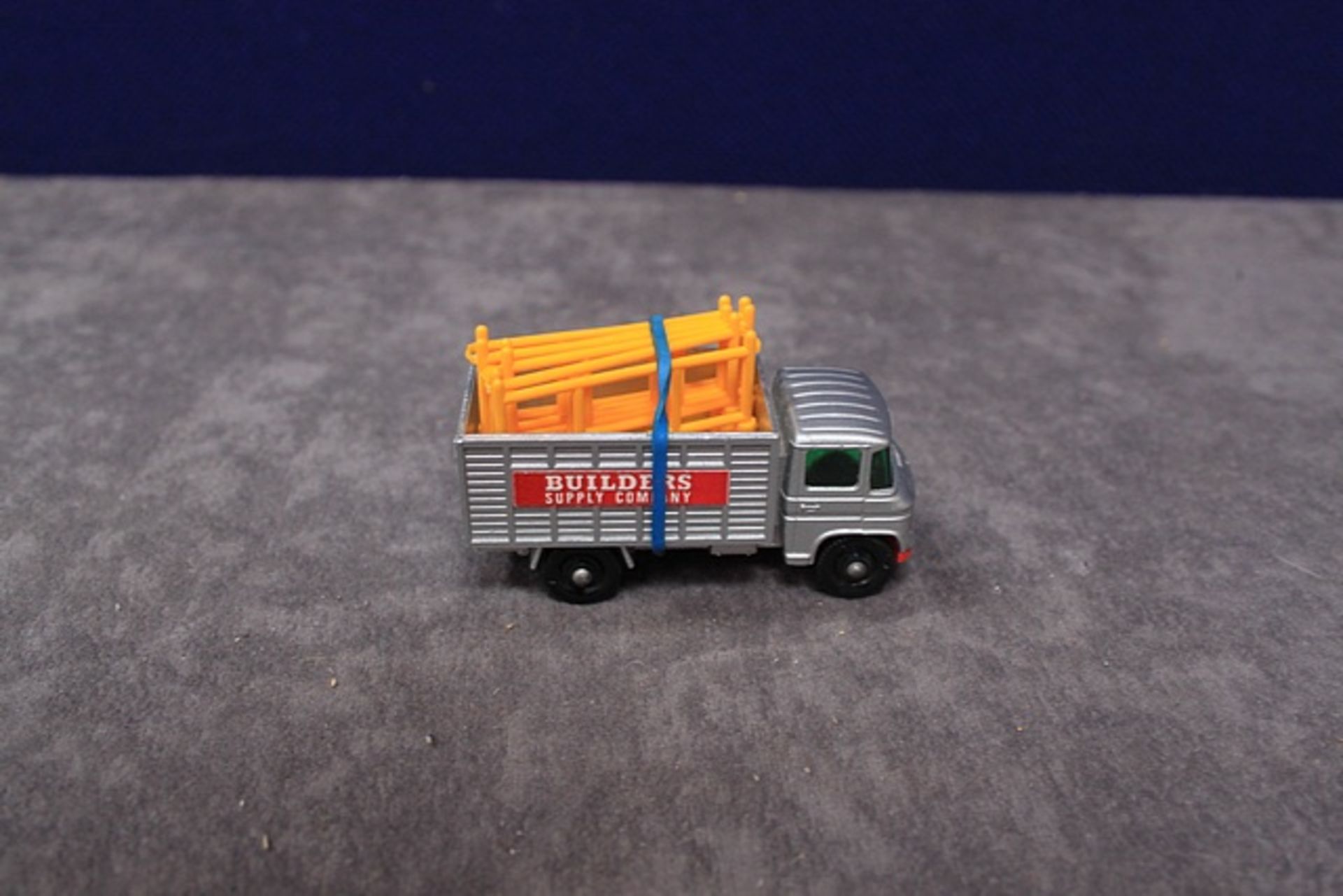 Mint Matchbox Series A Lesney Product Diecast # 11 Scaffolding Truck With Crisp Box