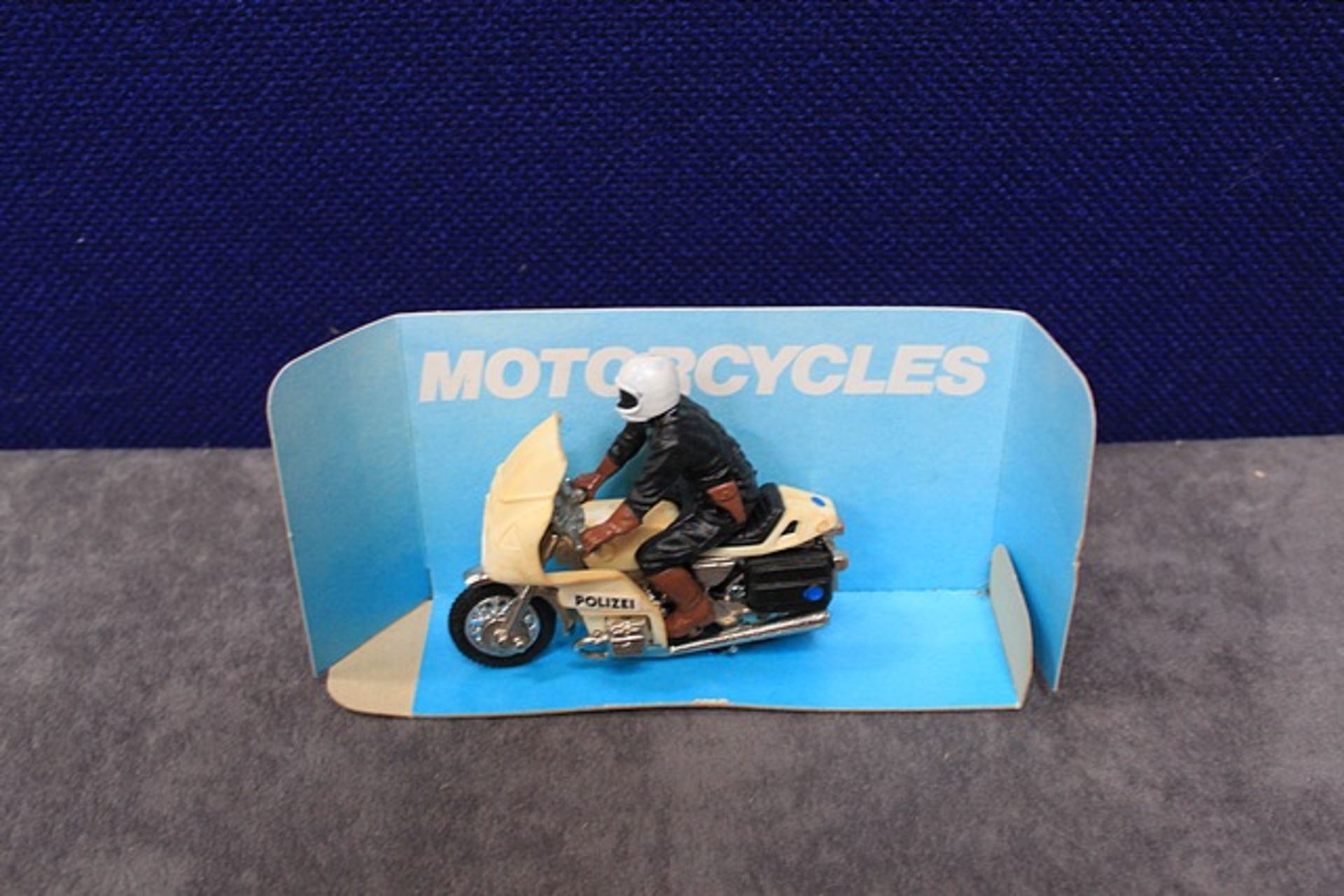 Britains Motorcycles - 9695 BMW Policeman Mint In Original Box Vintage 1974