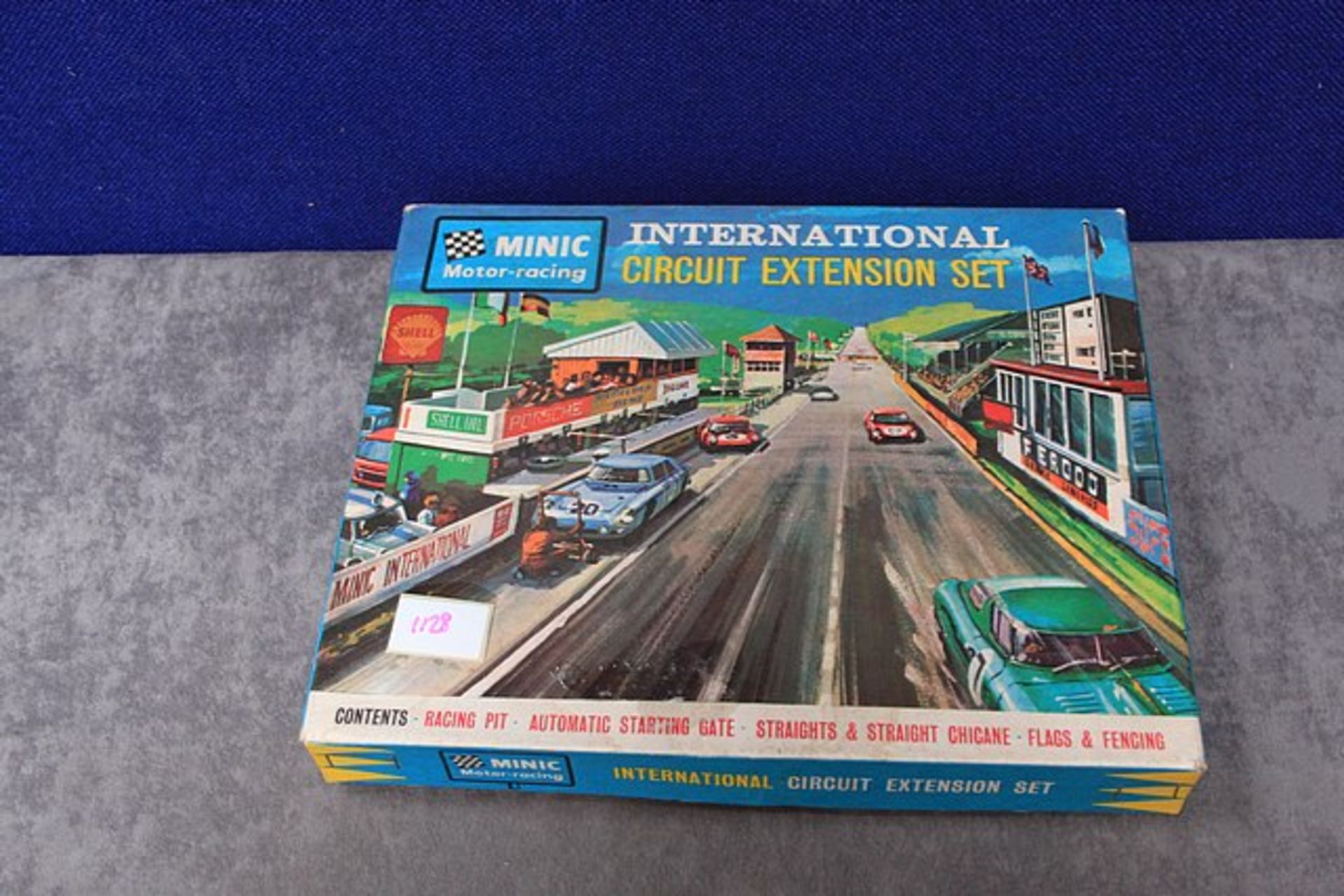 Minic Motor-racing international Circuit Extension Set Cat No 1531 in box (residue dried on lid) - Image 3 of 3