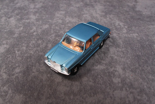 Corgi Diecast Number 285 Mercedes-Benz 240D With Very Good Box - Image 2 of 3