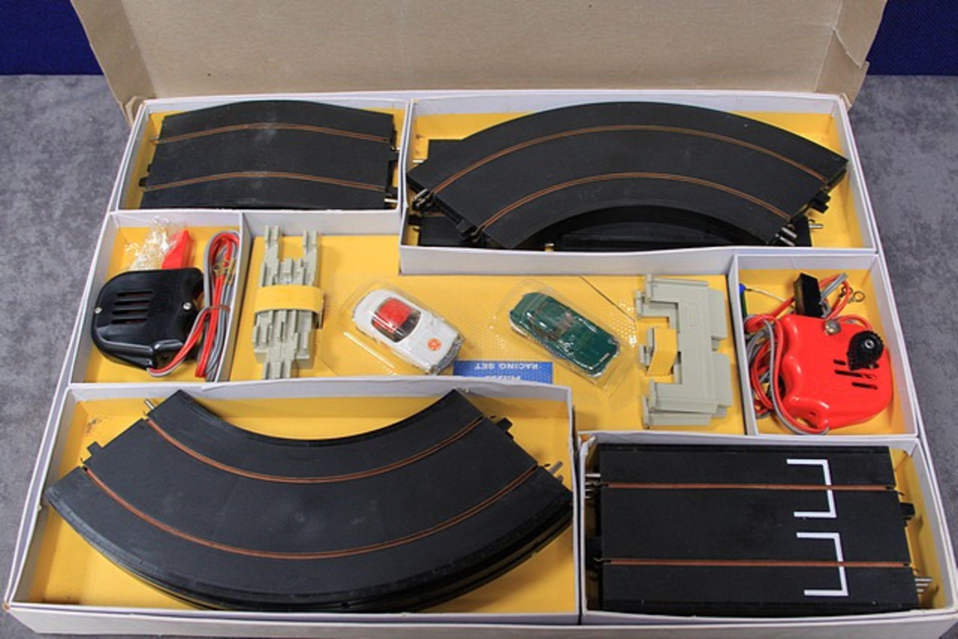 Triang Minic Motorways racing set M.1522 including two cars in box