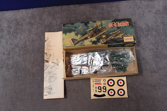 Aurora Hobby Kits Kit Number 103 World War 1 British SE-5 Scout With Instructions In Box