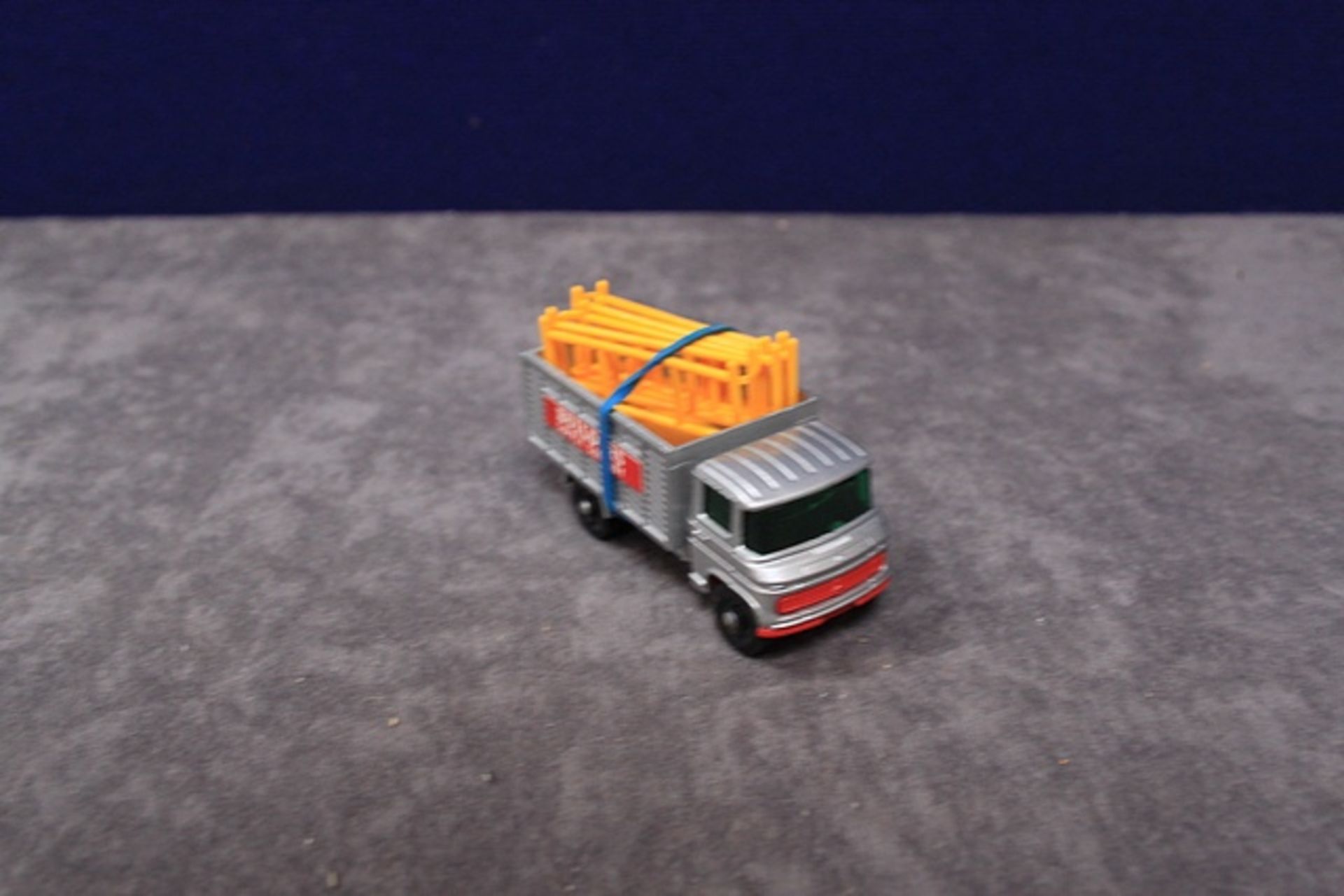 Mint Matchbox Series A Lesney Product Diecast # 11 Scaffolding Truck With Crisp Box - Image 2 of 3