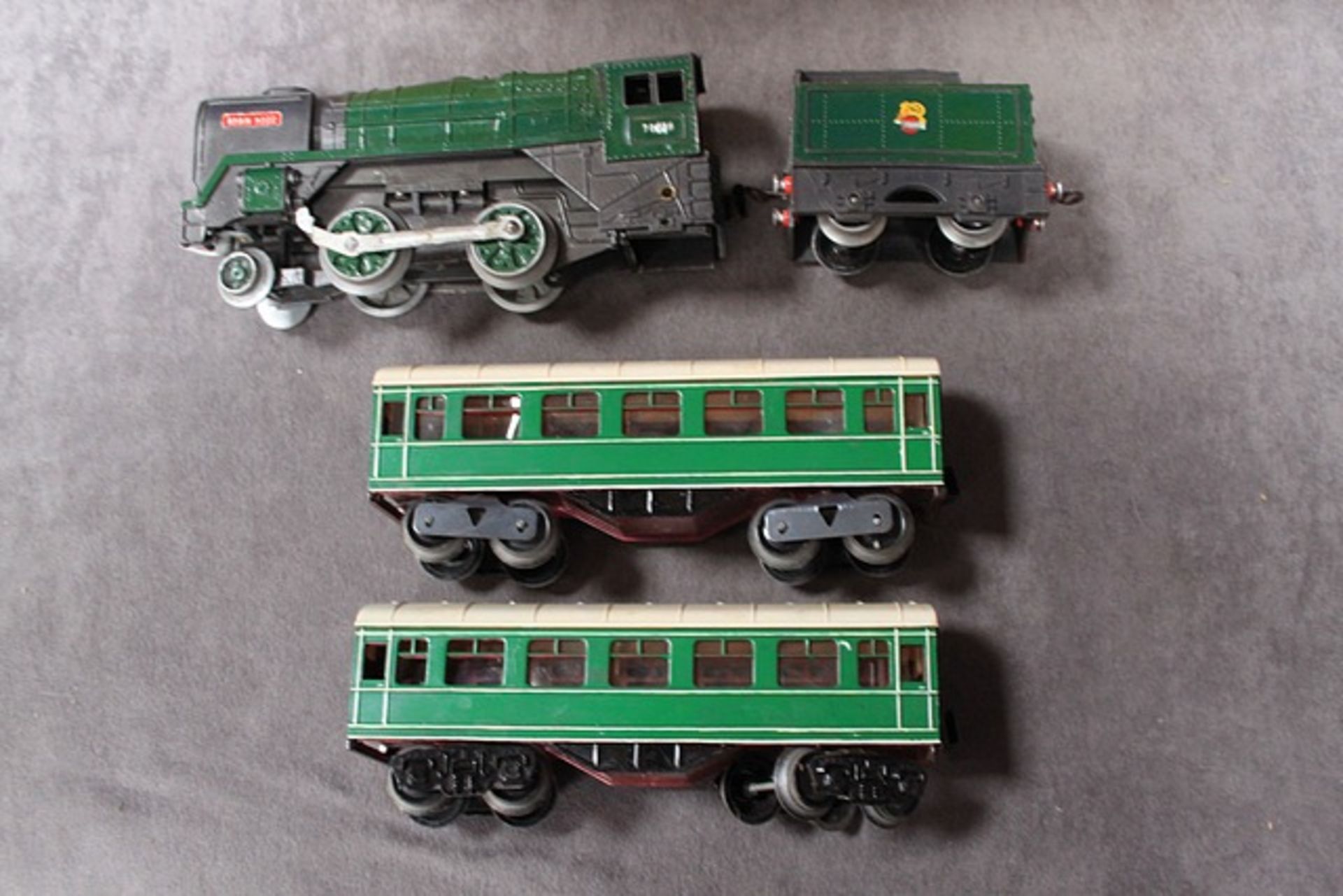 Mettoy Railways Battery Operated Safety 0 Gauge Electric Express Trains Set in box - Image 2 of 3