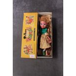 Pelham Puppets Marionette Sl Gretel In Yellow Box