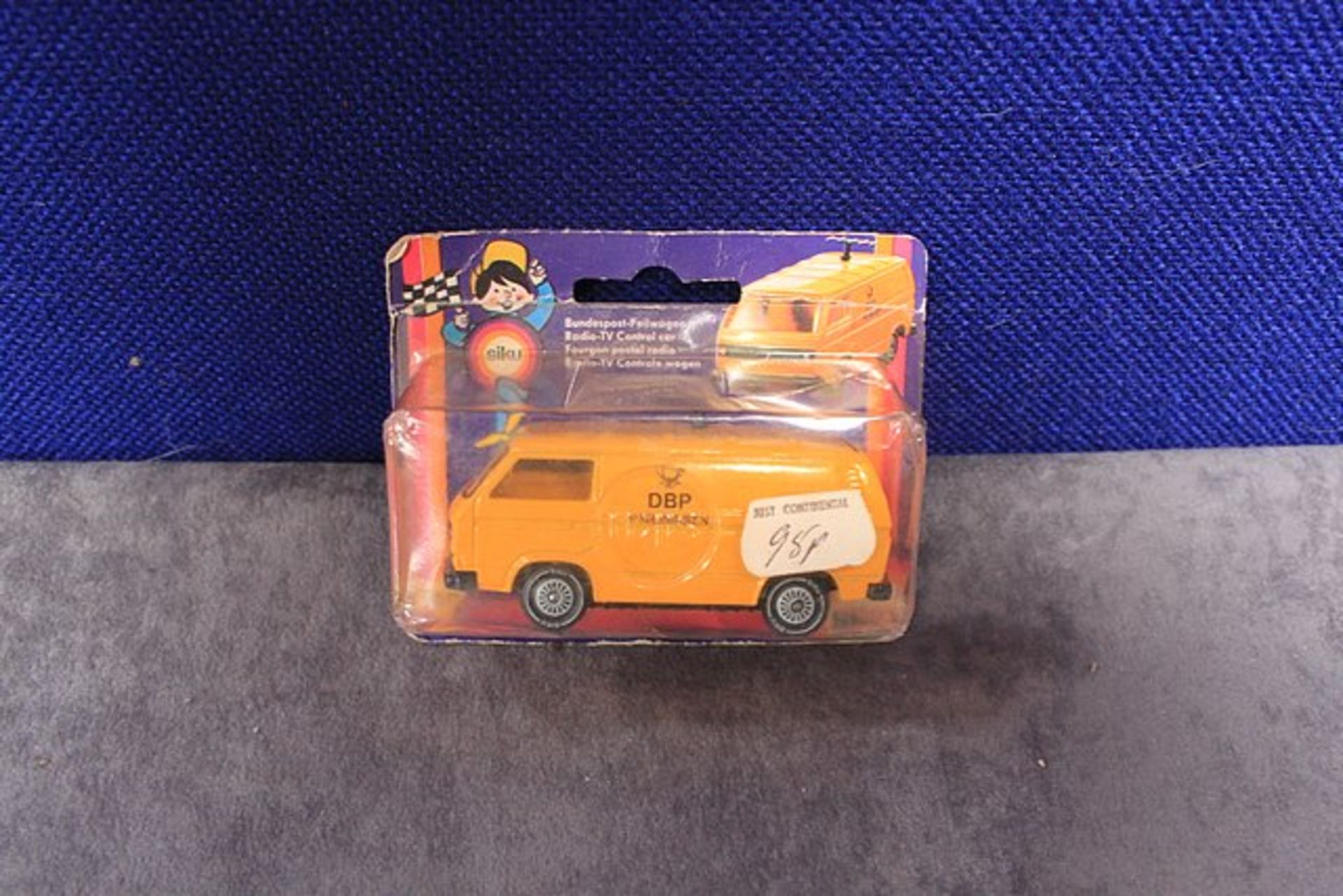 Siku Diecast Number 1314 Radio/TV Control Car With Box