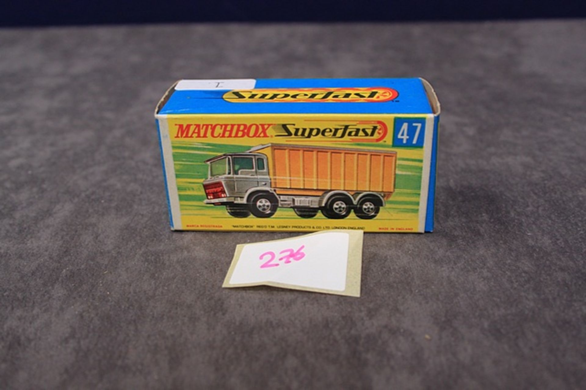 Mint Matchbox Superfast Diecast # 47 DAF Tipper Container Truck In Crisp Box - Image 3 of 4