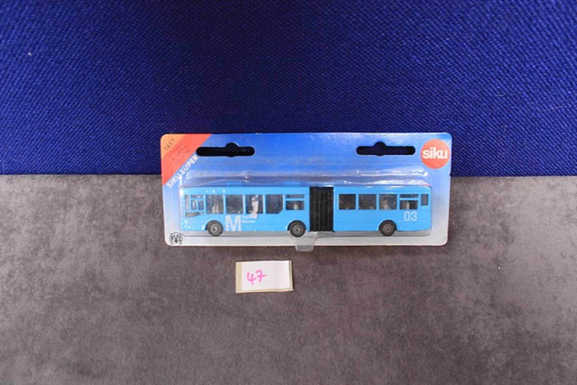 Siku Diecast Number 1617 Hinged Bus With Box