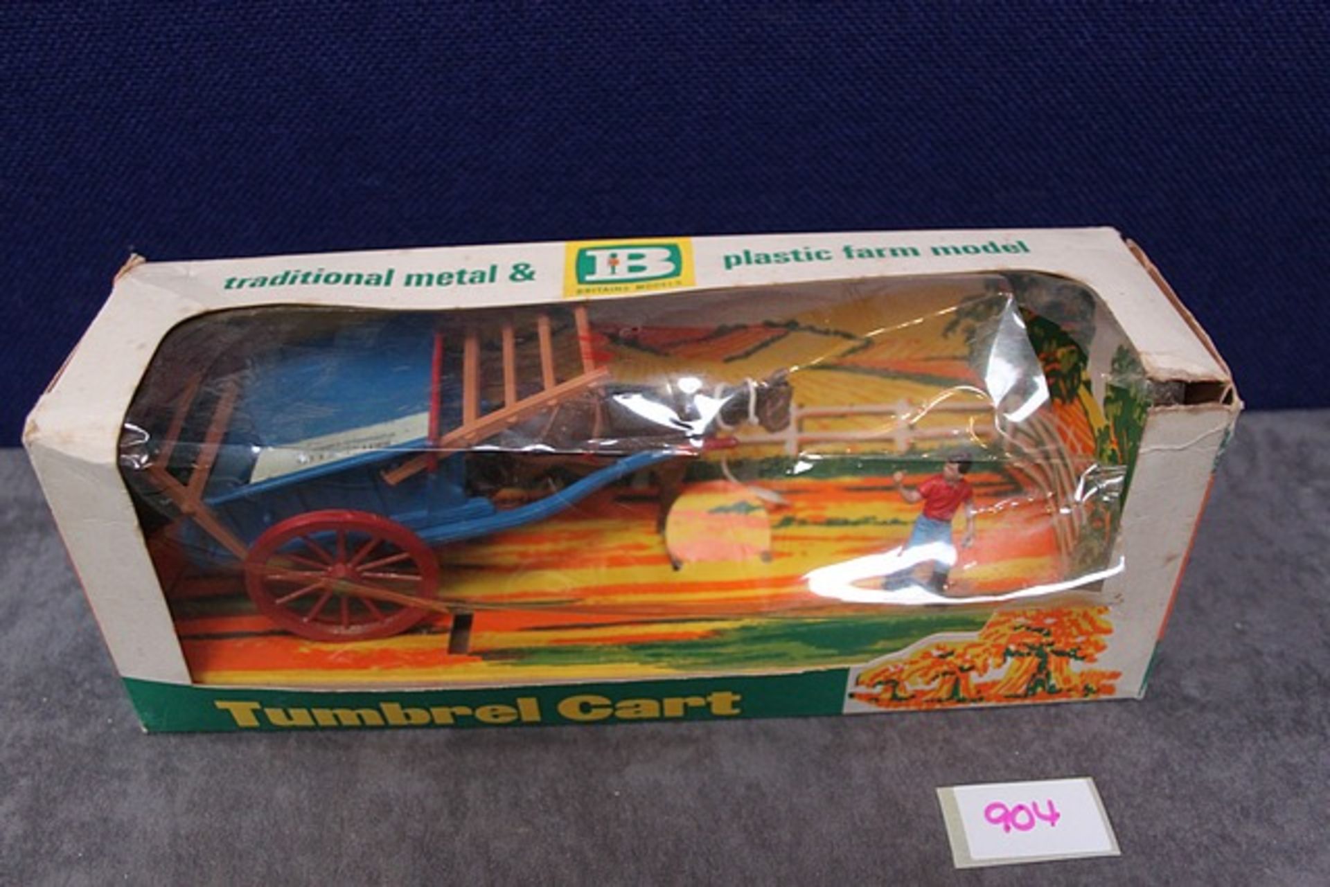 Britains Ltd Plastic Farm Model Tumbrel Cart In Damaged Box - Image 2 of 2