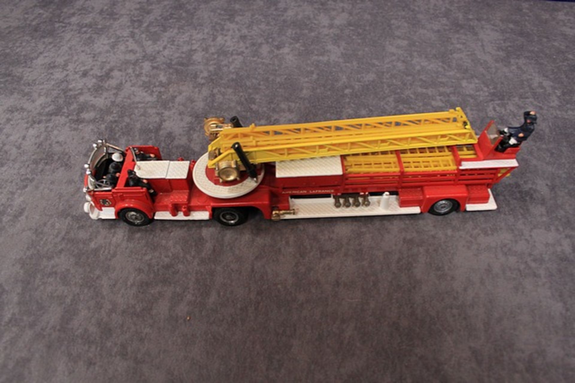 Corgi Diecast Umber 1143 Aerial Rescue Truck With Box (Some Damage To Cellophane)