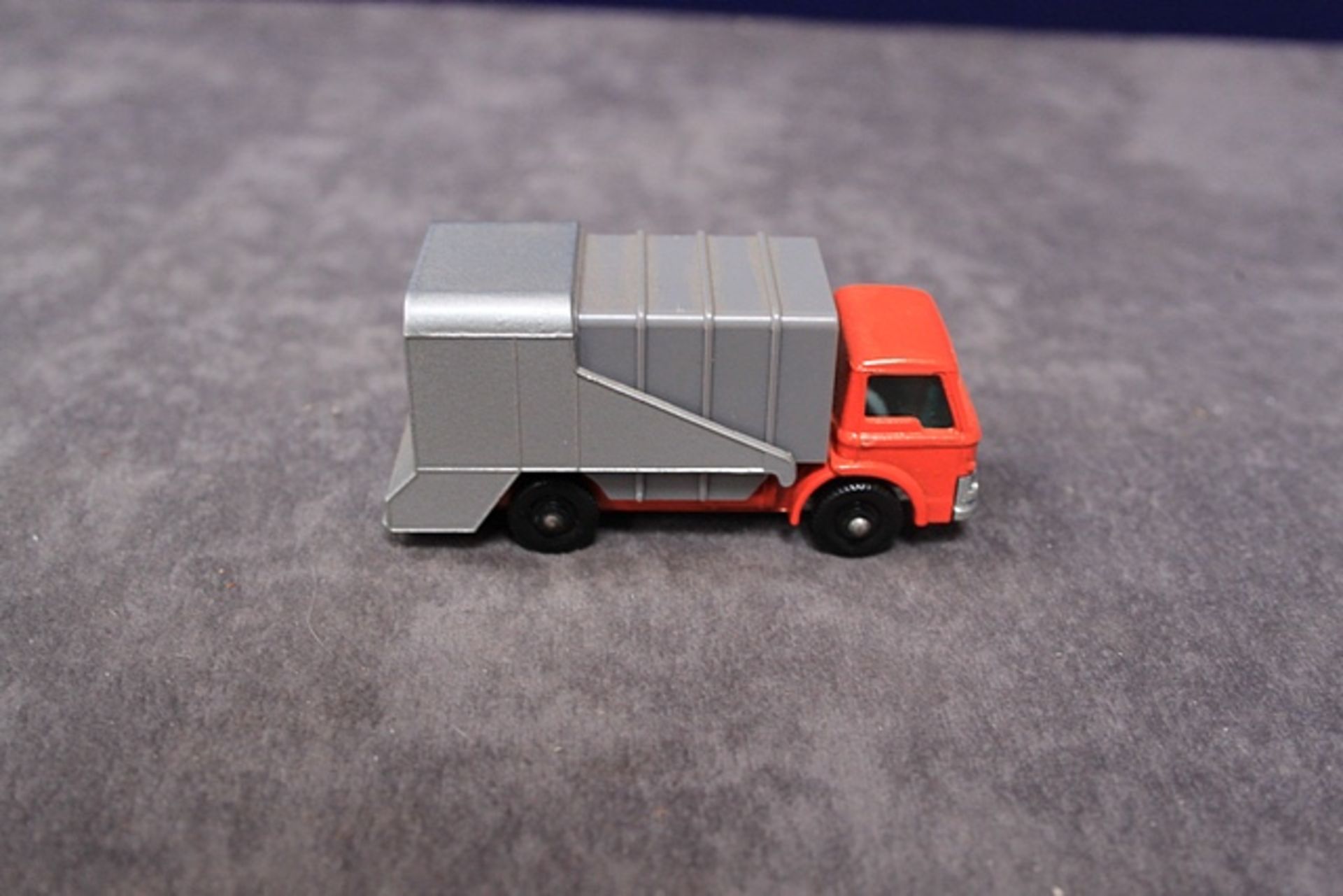 Mint Matchbox Series A Lesney Product Diecast # 7 Ford Refuse Truck With Good E Type Box